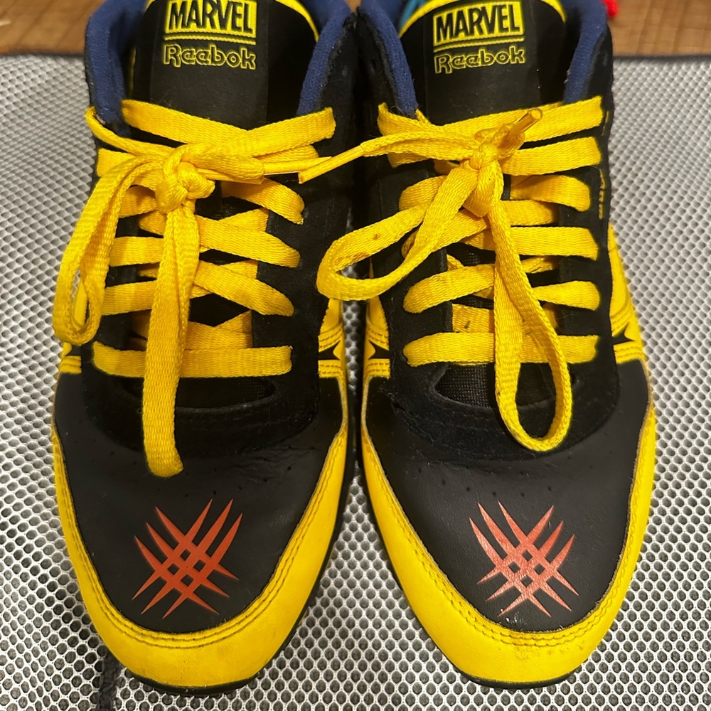 Reebok Wolverine X-Men Classic Leather Sneakers Size 9 - Picture 9 of 11